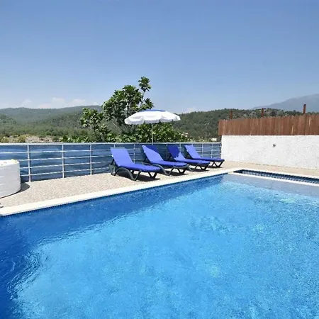 Exclusive With Breathtaking Views, 1045 Βίλα Καλκάν